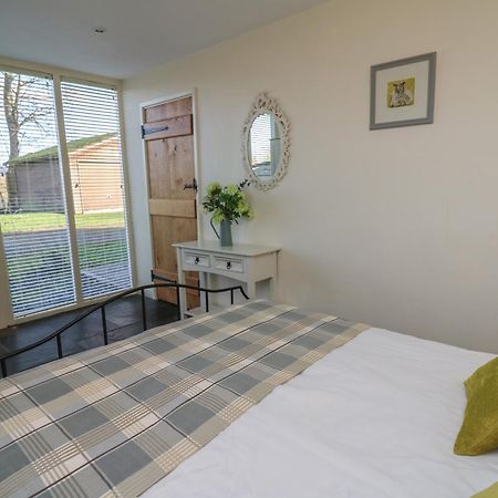 Caely Villa Llandrindod Wells Exterior photo